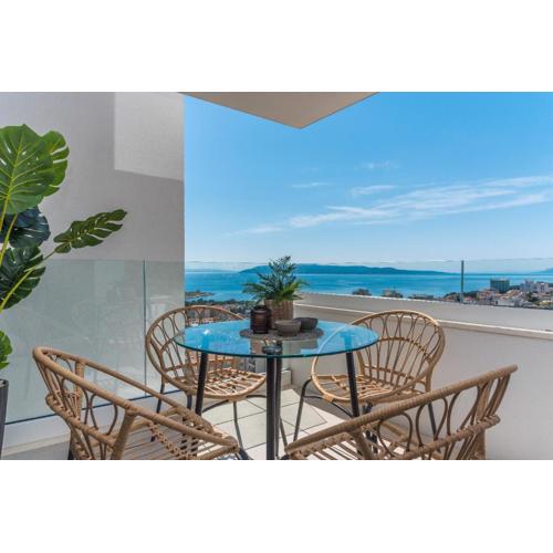 Luxury Apartment See to Sea-Sea&City view