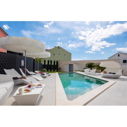 Luxury Apartment Sunray