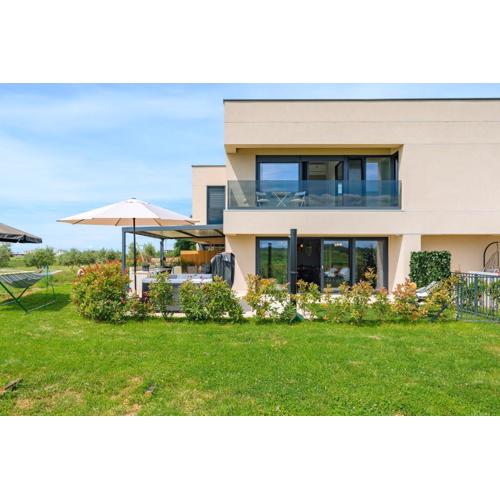 Luxury Apartments BRIGITTA with whirlpool in Umag