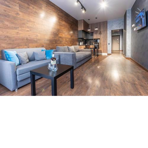 luxury apartments Smartplaza Obolon metro Minskai