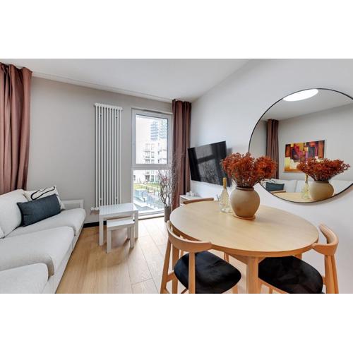 Luxury Aura 40 - 2 by Grand Apartments