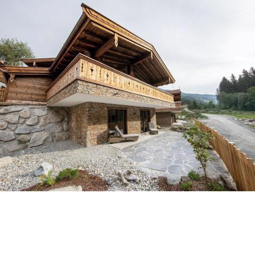 Luxury chalet near a small slope
