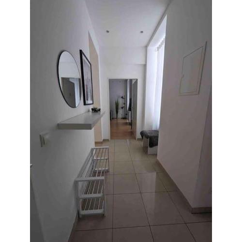 Luxury CityApartment 7