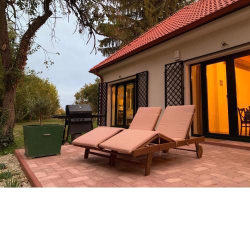 Luxury Cottage by Little Danube - Pista & Magduska
