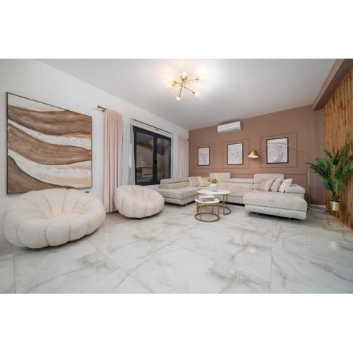 Luxury Dream House Nea with jacuzzi