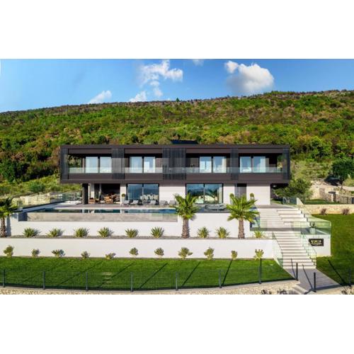 Luxury Exclusive Villa Panoramica near Labin - Rabac only 2 km from the beach with sea view and wellness