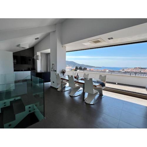Luxury Laurus Penthouse with awesome sea view