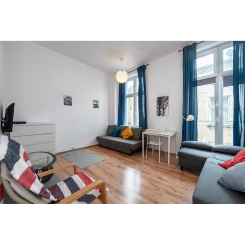 Luxury Location-Bright&Parking