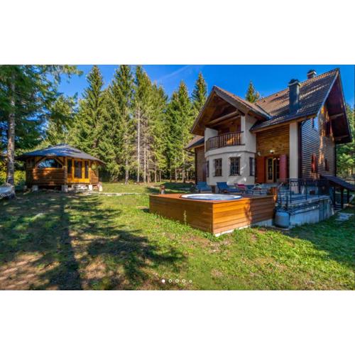 Luxury Love Chalet