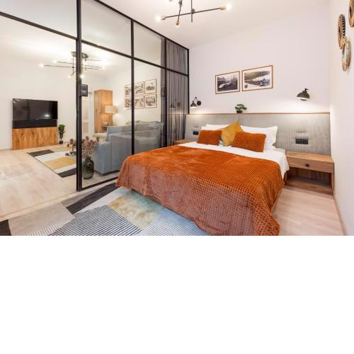 Luxury Presidential Suite in The Absolute Center