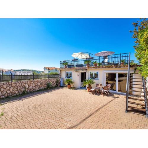 Luxury Rab Apartment with Terrace