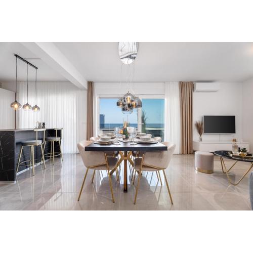 Luxury Sea View Apartment Levin