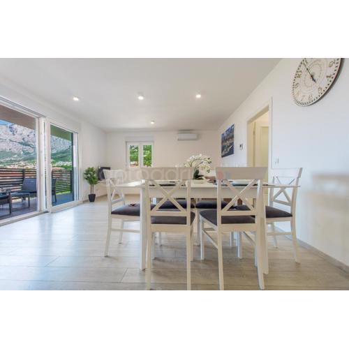 Luxury Sea View Apartment Vida