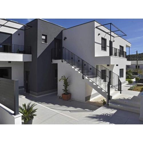 Luxury Slatine Apartments with Terrace and Garden