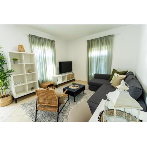 LUXURY STYLISH APARTMENT BURE