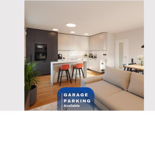Luxury Sunny Home - Garage Parking, Metro, Balcony, PS5 with games