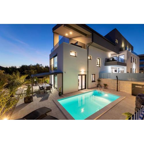 Luxury Villa Adria Apartments