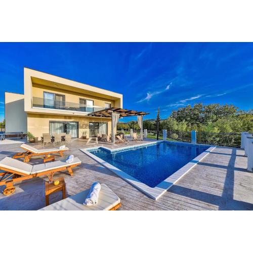 Luxury Villa Amore