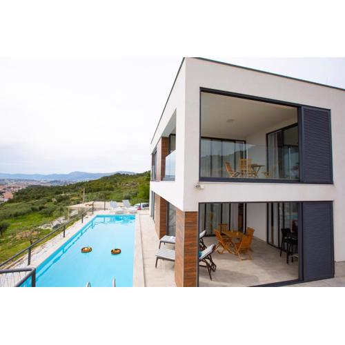 Luxury villa Astraeus 2 near Split, private pool