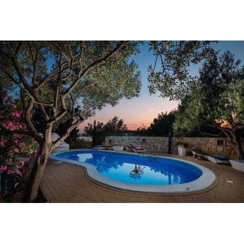 Luxury Villa Bella Vista with Swimming Pool