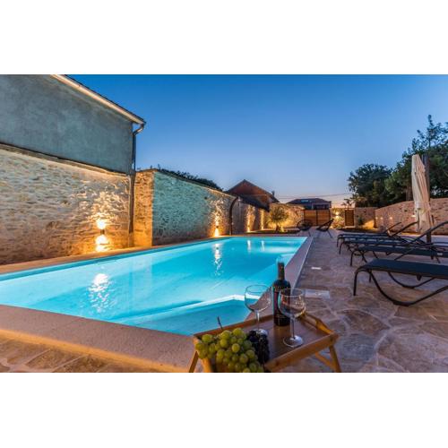 Luxury Villa Cortile