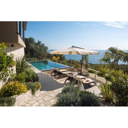 Luxury Villa Energy Orebic - Peljesac, Heated Pool, Ideal 8 Guests, Seafront