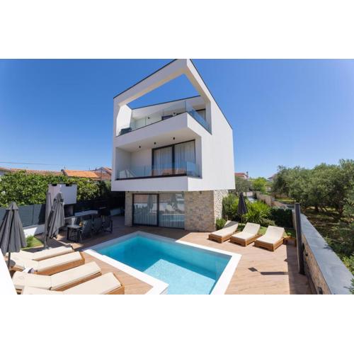 Luxury Villa Favela with heated pool