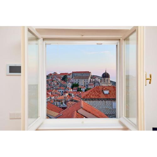 Luxury Villa In the Old Town with Stunning Views