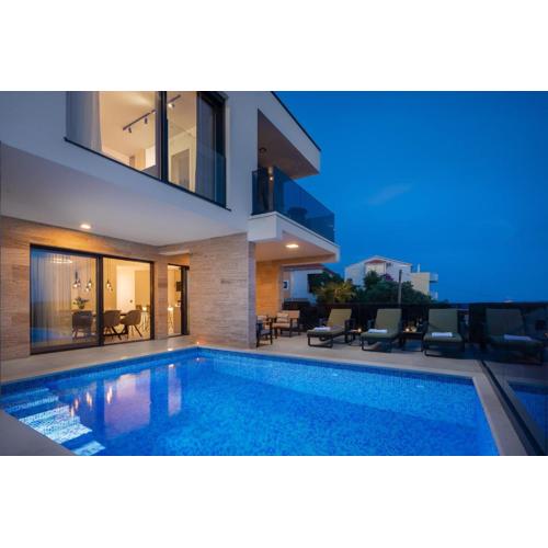 Luxury Villa Karla with Pool