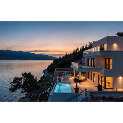 Luxury Villa Maris