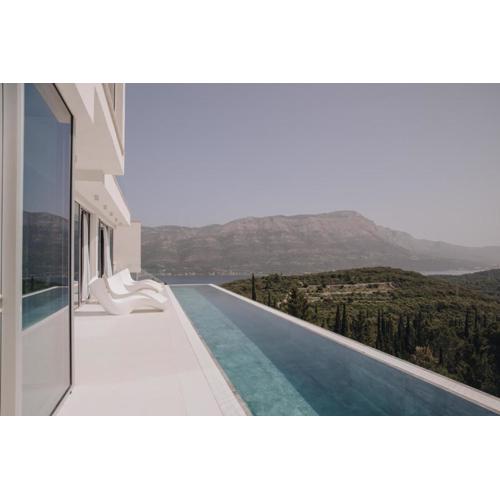 Luxury Villa Morello Korcula 1 with 64 m2 Heated Pool, Gym, Sauna, for 8 guests