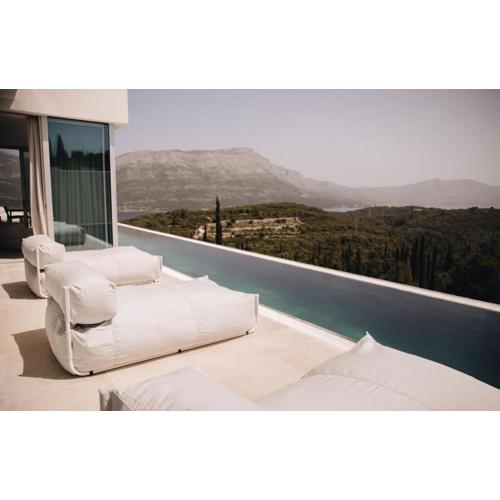 Luxury Villa Morello Korcula 2 with heated pool, gym, sauna