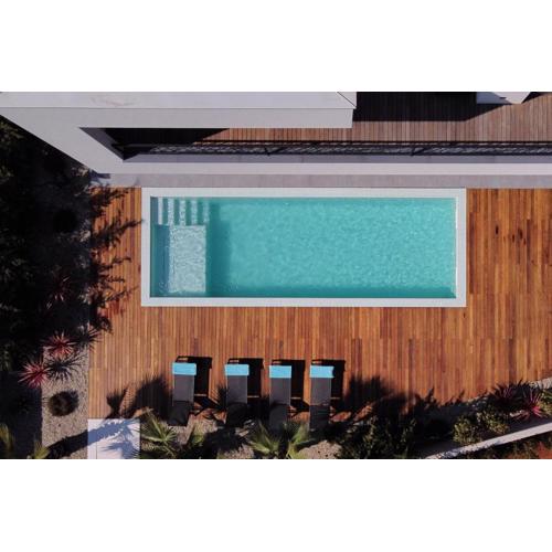 luxury Villa One Way