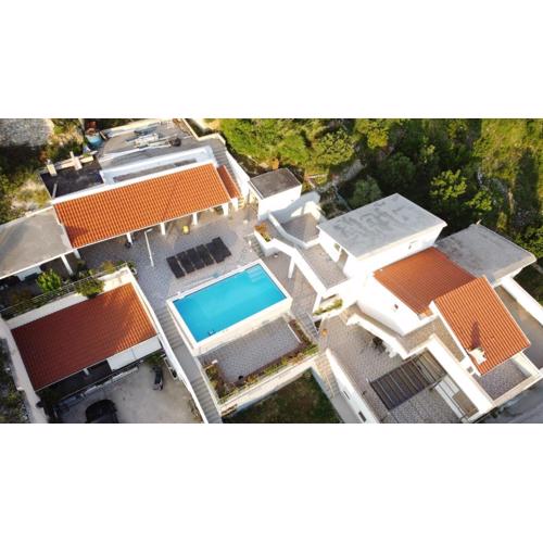 Luxury villa with a swimming pool Gornja Podgora, Makarska - 22284