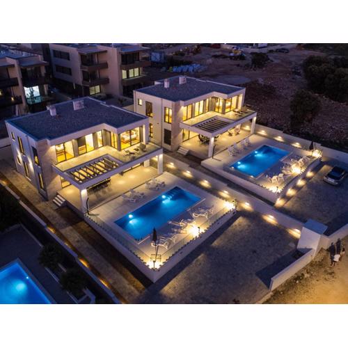 Luxury Villas Paradise