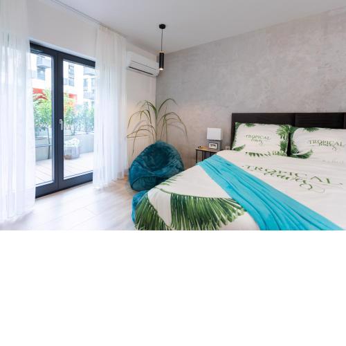 LuxuryCity Apartment with Terrace