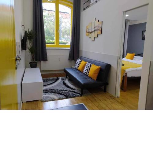LYLY - Modern apartment, free parking, near the metro