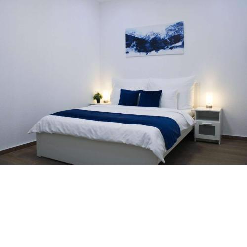 LYLY APARTMENT - free parking, near the metro