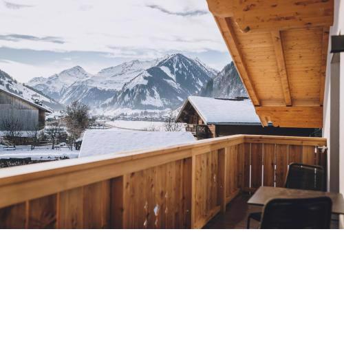 M1 - Mountain Living