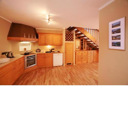 MABERO Penthouse 101