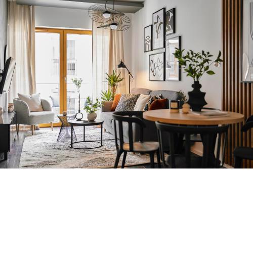 Main Station Art Apartment