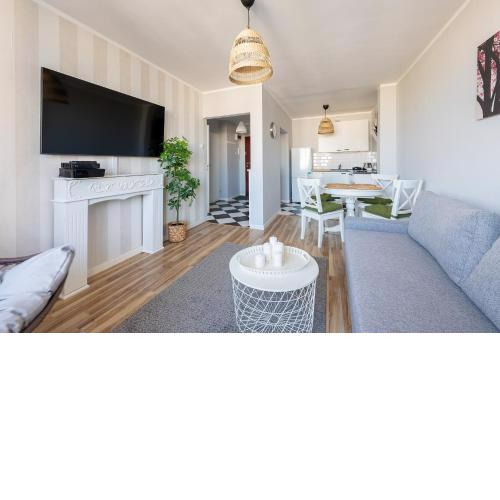 Maklakiewicza 17 - 700m od szpitala MSWiA - 4km do Lotniska Chopina - mały balkon - Piękny widok na centrum Warszawy