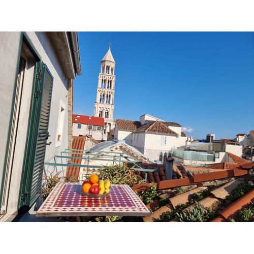 Malena Palace Experience