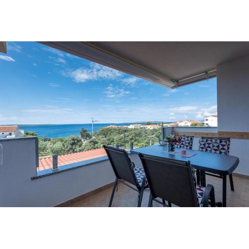 Mandre Sunset Apartment Laura - only for family