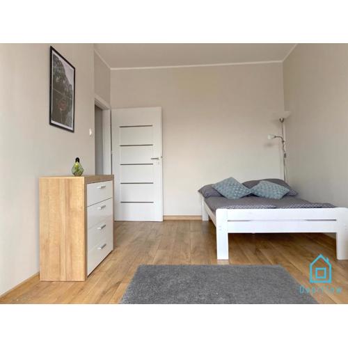Manhattan Apartment - 3 Minutes to Sopot Molo & Seaside