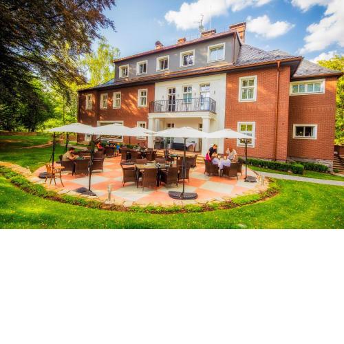 Manor House