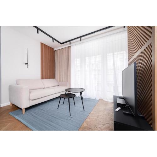 Manu Park Luxury Apartment