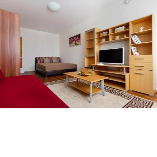 Margaret Apartment