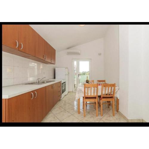 Marin Apartments