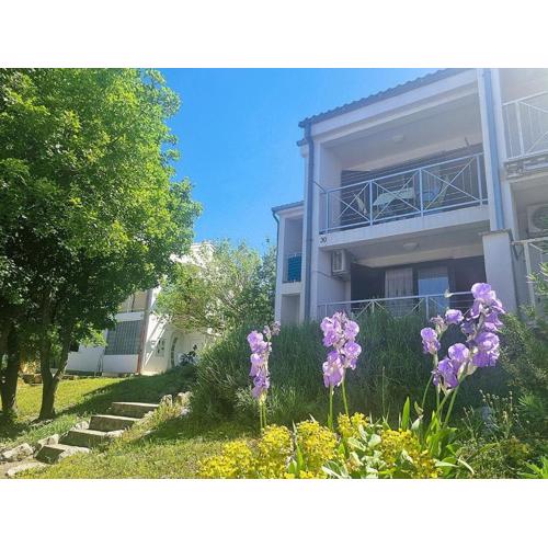MARIN KL Apartment for 5 persons